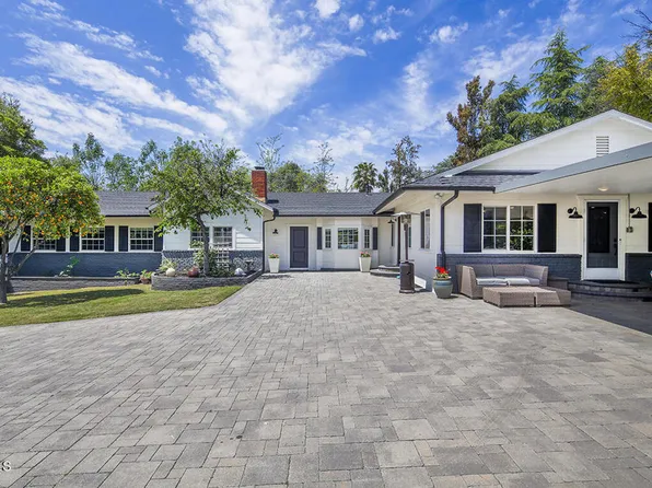 1229 Flanders Rd, La Canada Flintridge, CA 91011