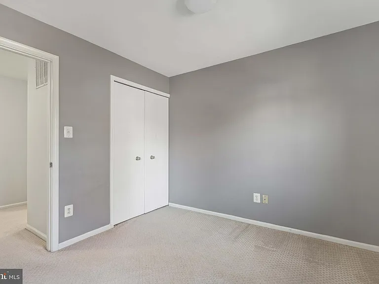 2621 John Milton Dr — Photo 26