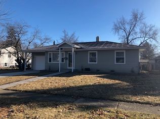 6851 Appletree St, Hanover Park, IL 60133