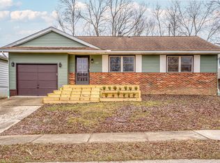 247 Lone Pine Rd, Delaware, OH 43015