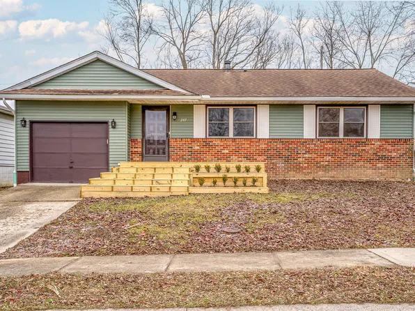 247 Lone Pine Rd, Delaware, OH 43015