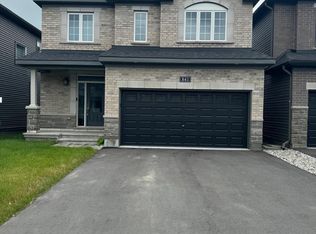 841 Cappamore Dr, Ottawa, ON K2J 7C3