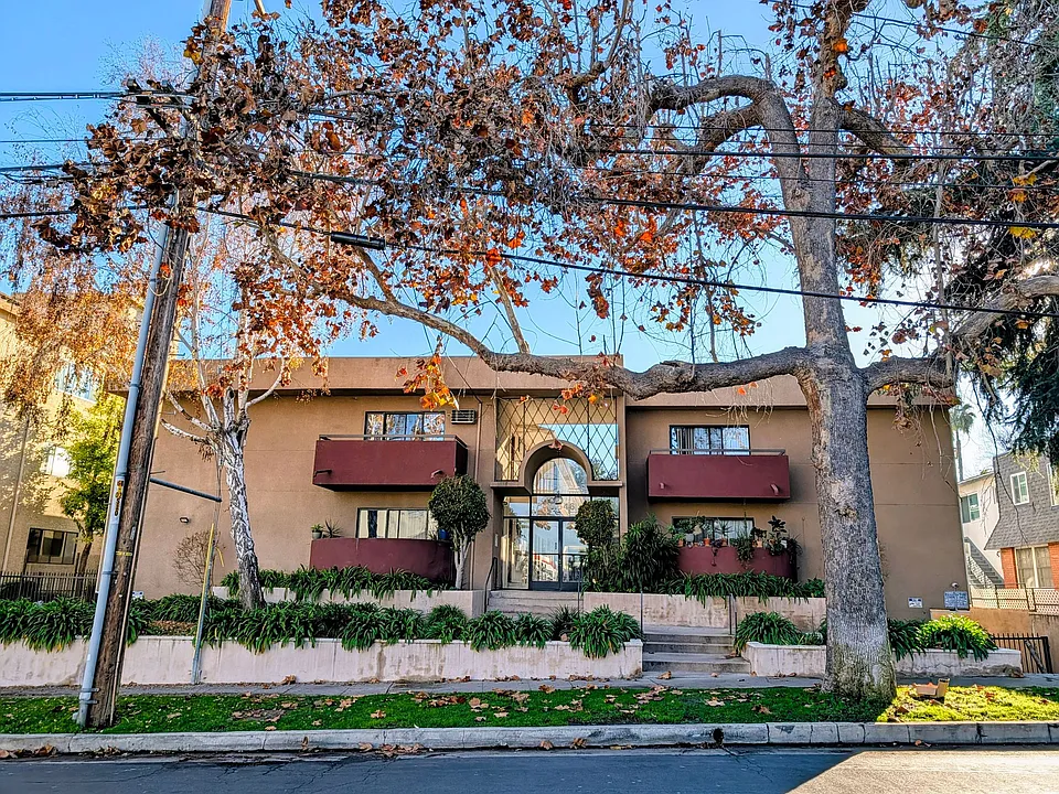Dickens Garden Apartments