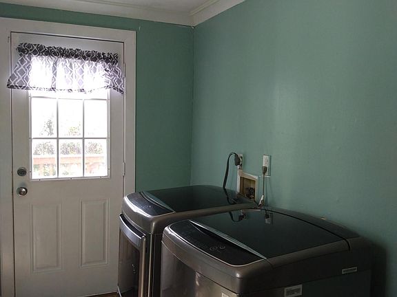 4th image of 317 Hardy Ave