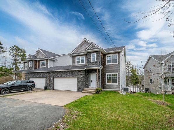 214 Voyageur Way, Hammonds Plains, NS B4B 0N1