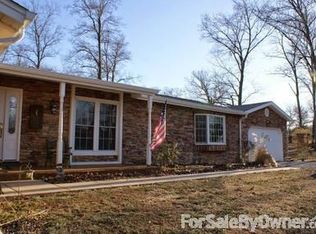 4 Country Rd, Foristell, MO 63348