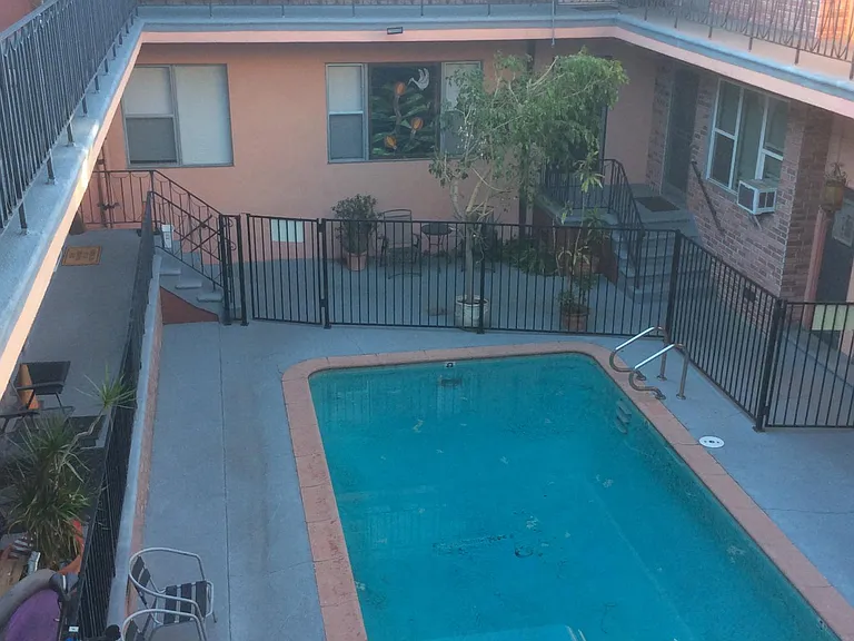7236 Fountain Ave #17 — Photo 7