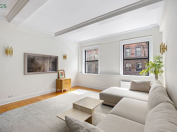 3rd image of 41 W 82nd St APT 2A