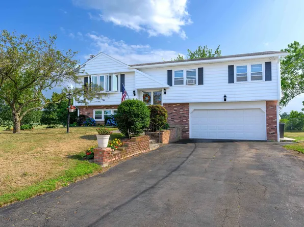 23 Meadow View Road, New Haven, CT 06512