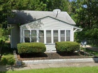 807 Island Ave, Rockford, IL