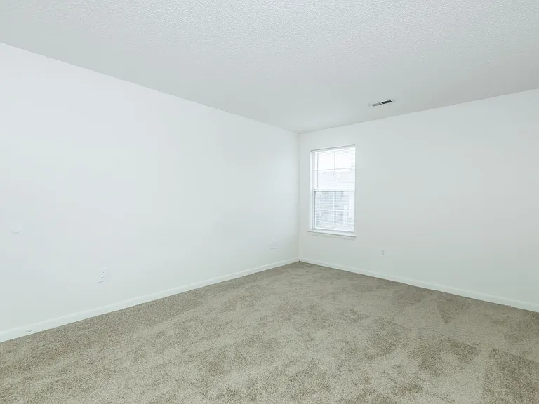 Clearfield Apartments — Photo 29