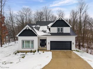 39600 Aurora Rd, Solon, OH 44139