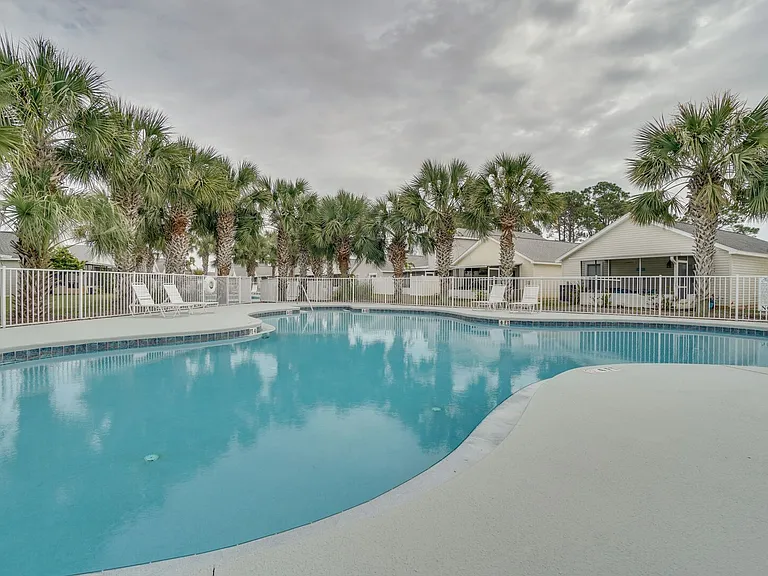 11709 Seashore Ln — Photo 12