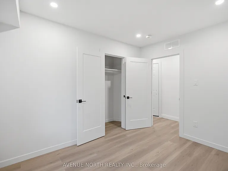 180 Clarence St #1 — Photo 10