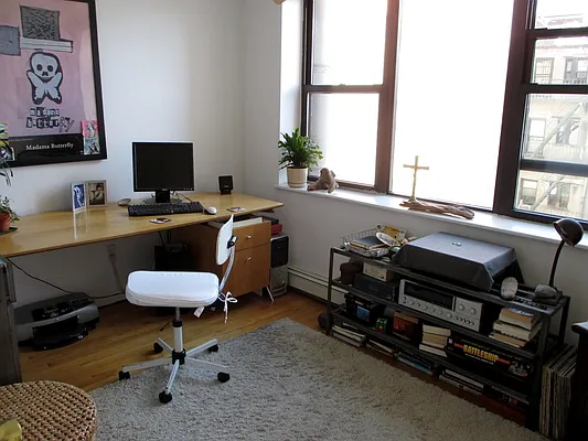 Rented by MNS | media 15