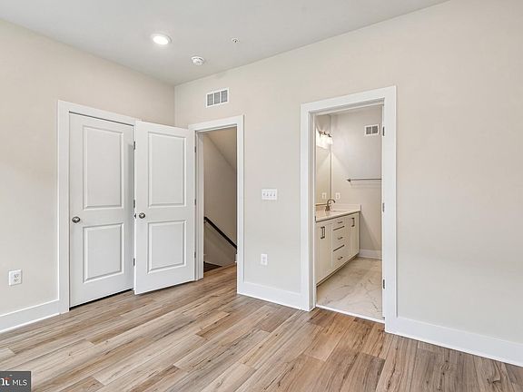 5th image of 2729 Light St Homesite 285