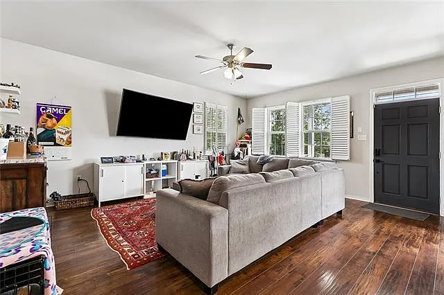 1381 Harrison Ave — Photo 2