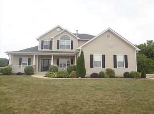 2862 S Kaitlin Ct, New Palestine, IN 46163