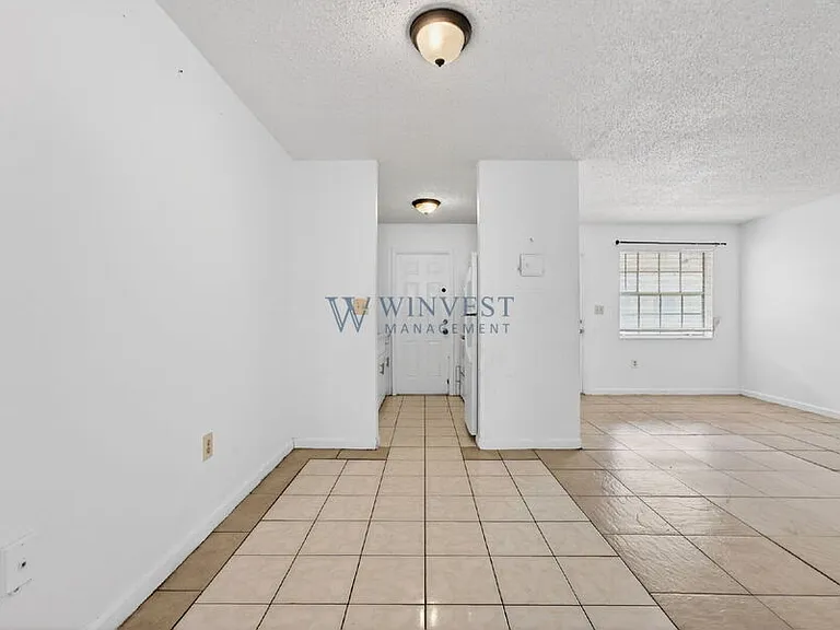 Presidential View Apartments — Photo 34
