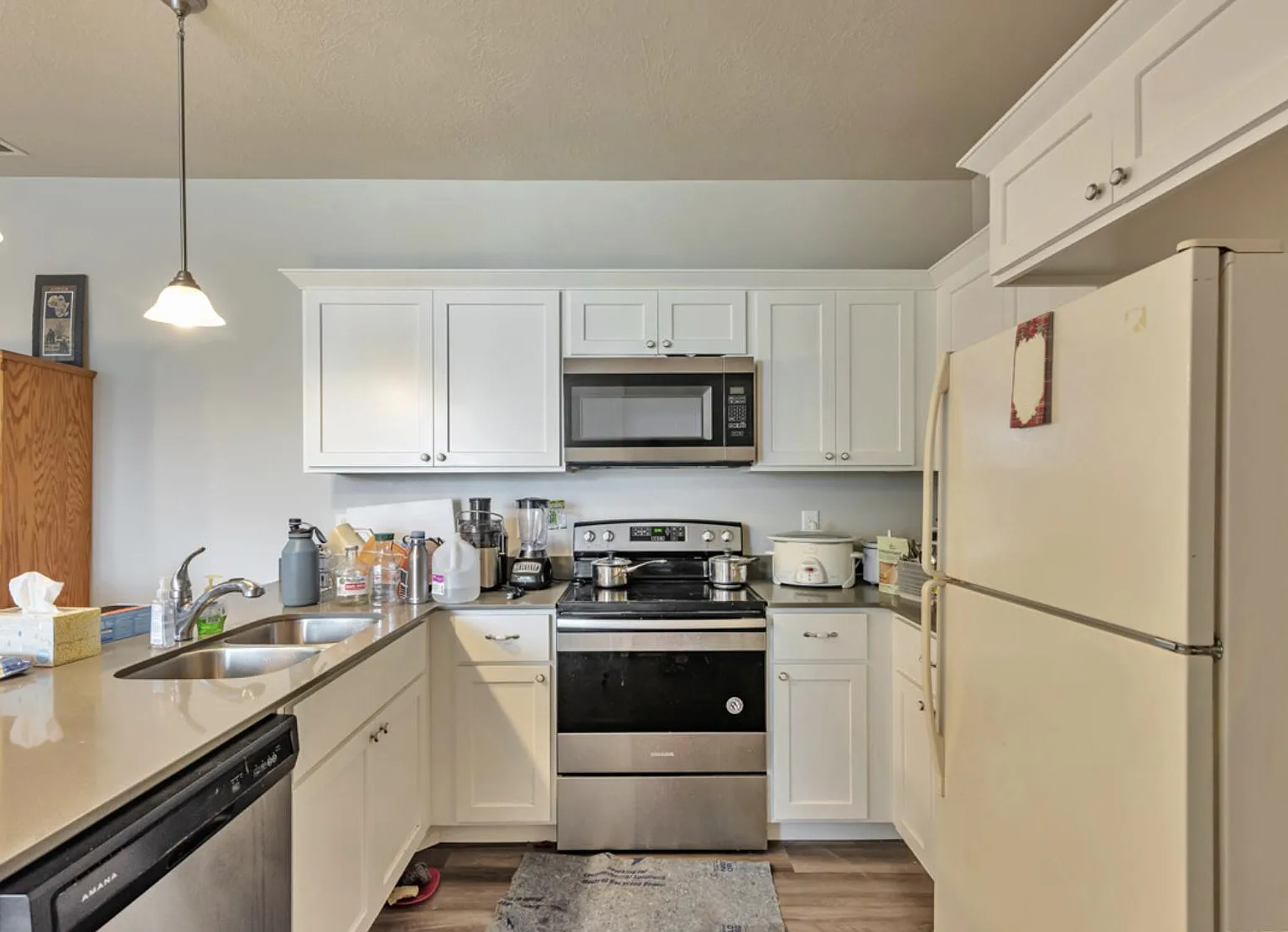 3 bed, 1272 sqft, $1,780 — Photo 3