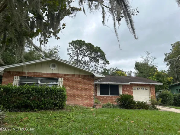 105 MIMOSA Drive, Palatka, FL 32177