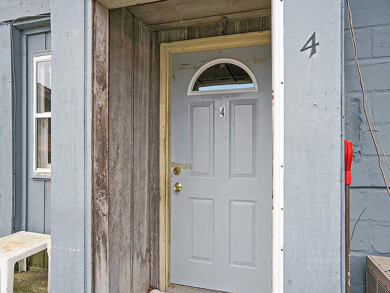 222 Trowbridge St #4 — Photo 15