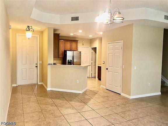 4th image of 9813 Quinta Artesa Way APT 104