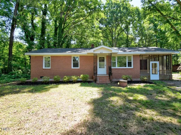 6017 Whitaker Ln, Raleigh, NC 27603