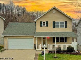 224 September Dr, Morgantown, WV 26508