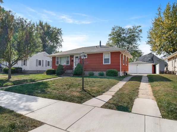 340 N Oakwood St, Griffith, IN 46319
