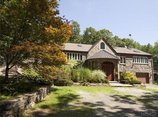 481 Mount Airy Rd E, Croton On Hudson, NY 10520