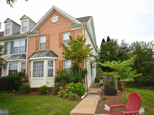 136 Connery Ter SW, Leesburg, VA 20175