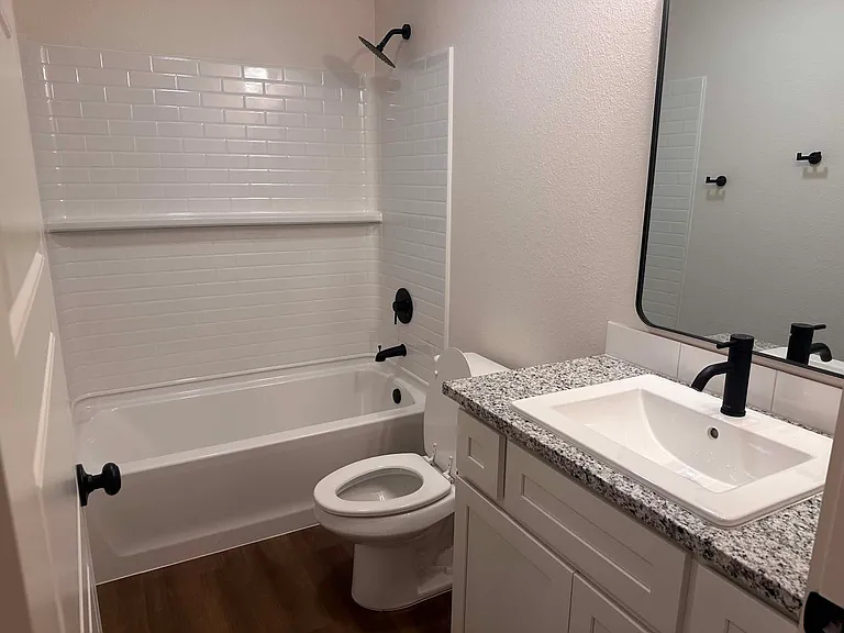 13825 Gary Ave — Photo 11