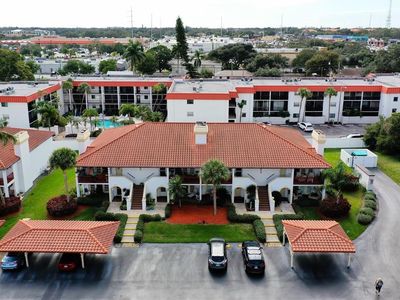 10600 Village Dr APT 101D, Seminole, FL, 33772