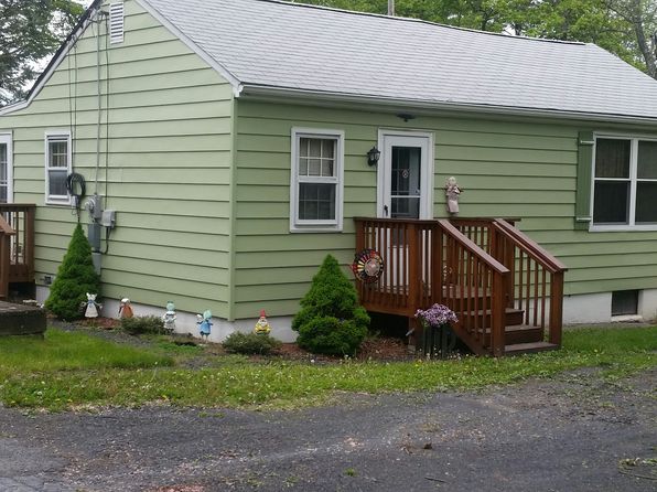 2401 Route 209 APT 104, Sciota, PA 18354