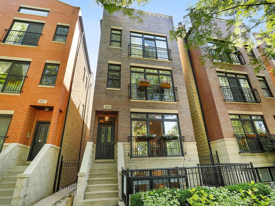 1st image of 3015 N Damen Ave #1