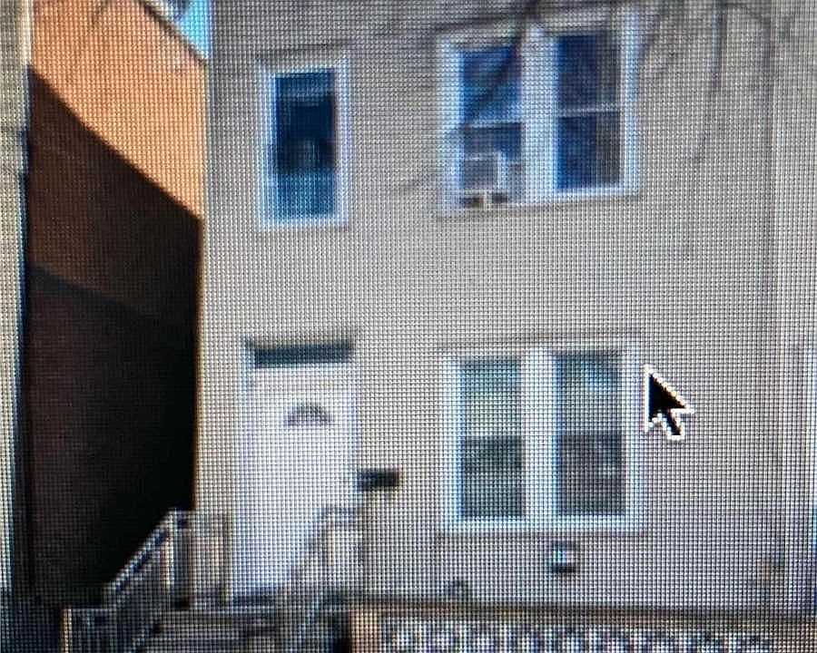 1st image of 8921 129th St