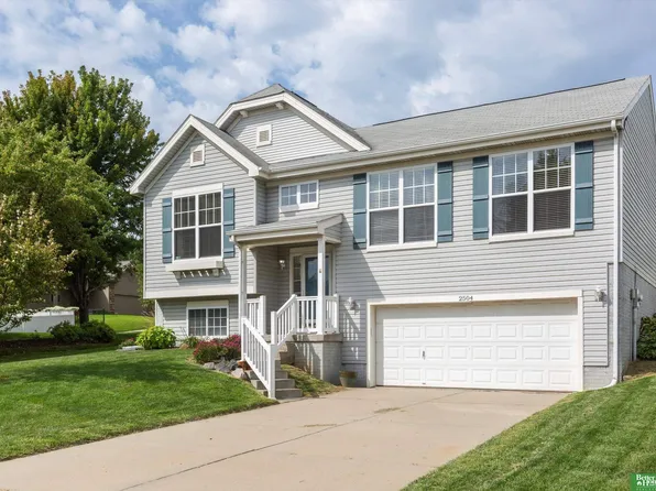 2504 N 165th St, Omaha, NE 68116