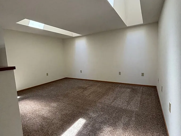 W1083 Lewis Ln — Photo 13