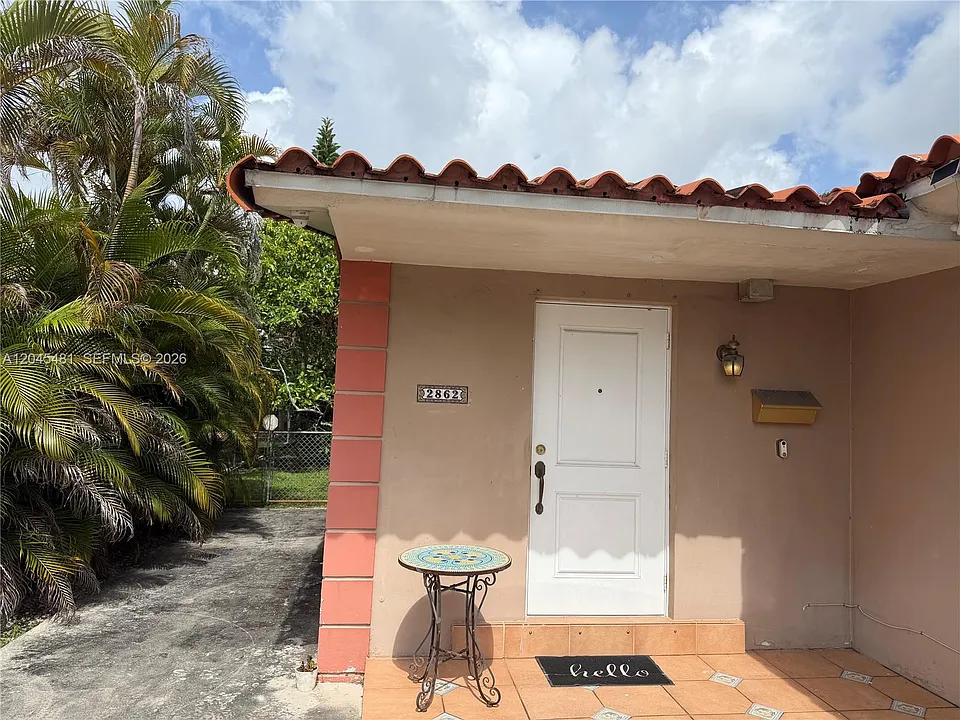 2862 SW 38th Ave #BACK