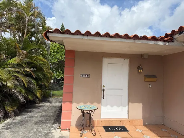 2862 SW 38th Ave, Miami, FL 33134