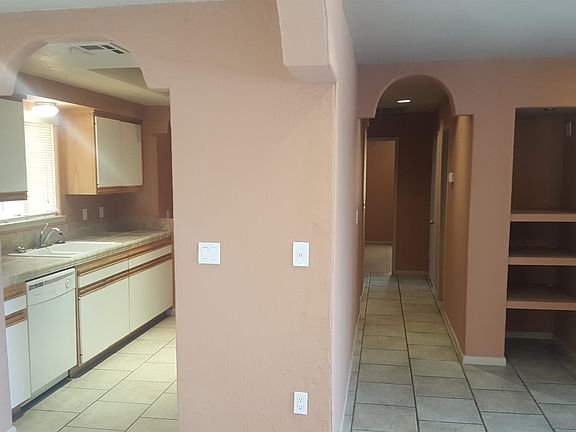 2nd image of 3906 Balsa Ave