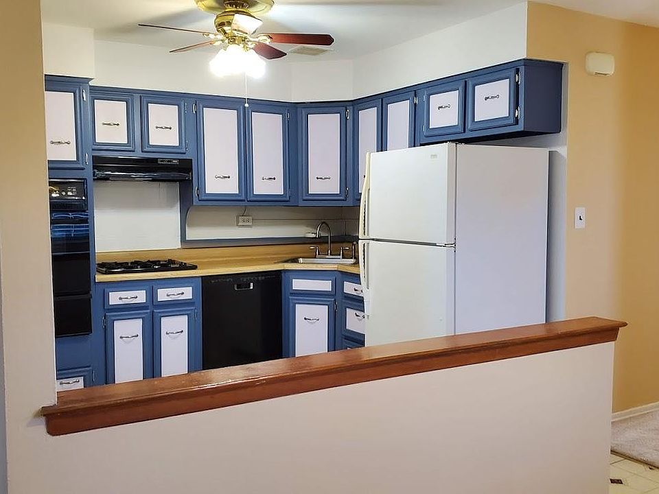 1st image of 16XX Bell Blvd #2