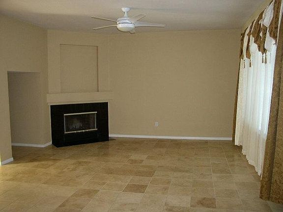 4th image of 840 Winnipeg Ct