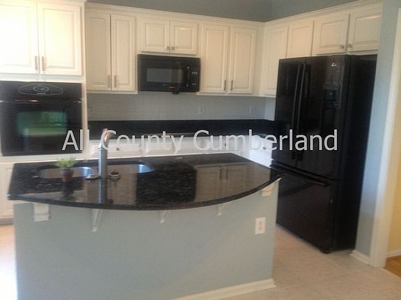 3rd image of 2510 Oakwood Way SE