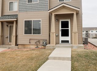 2223 28th St W, Williston, ND 58801