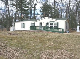 3961 Oakgrove Rd, Harrison, MI 48625