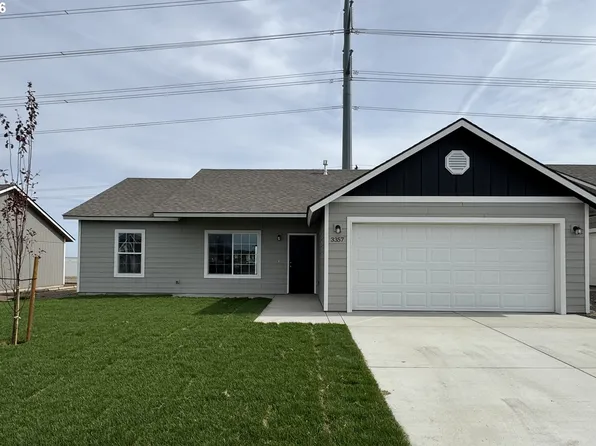3357 Blue Jay St, Umatilla, OR 97882