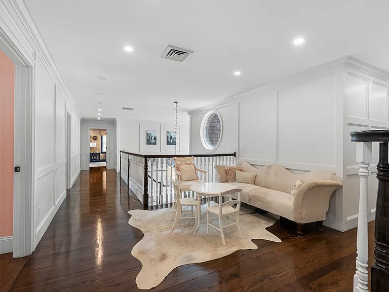 227 Rice Rd — Photo 17