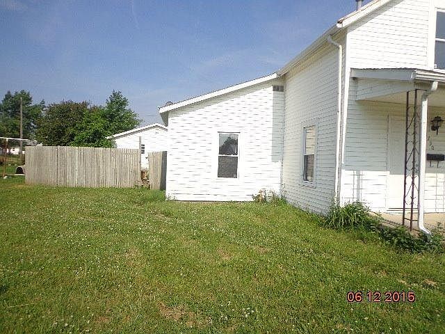 2nd image of 730 Hiddeson Ave